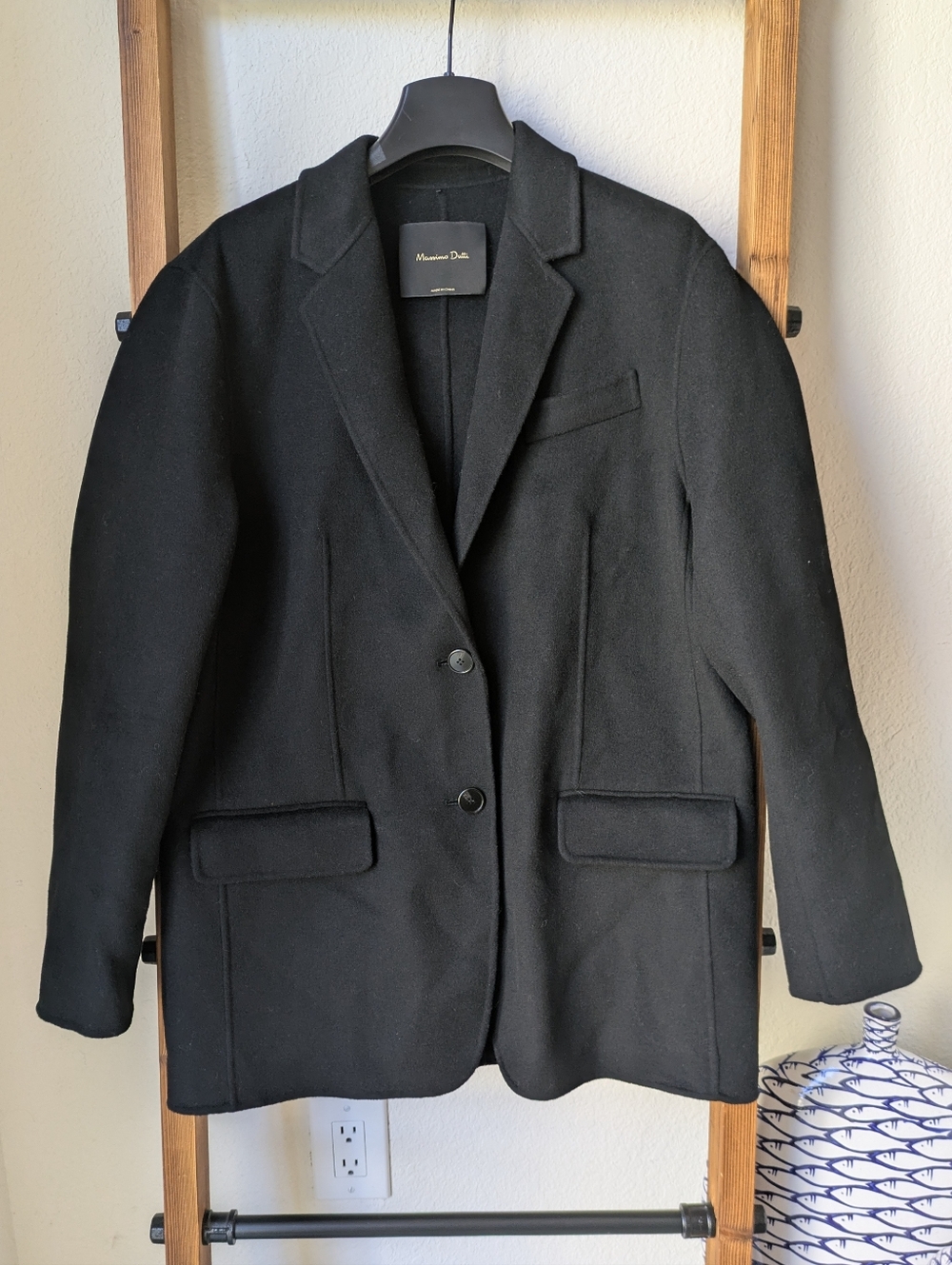 Massimo Dutti Women's Black Tailored Wool-Blend Blazer